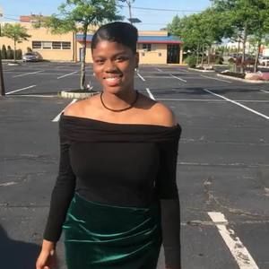 Meet your Posher, Kamilla